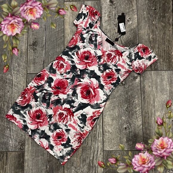 Floral off shoulder mini dress - Picture 1 of 9